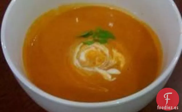 Sopa de Tomate y Frijoles