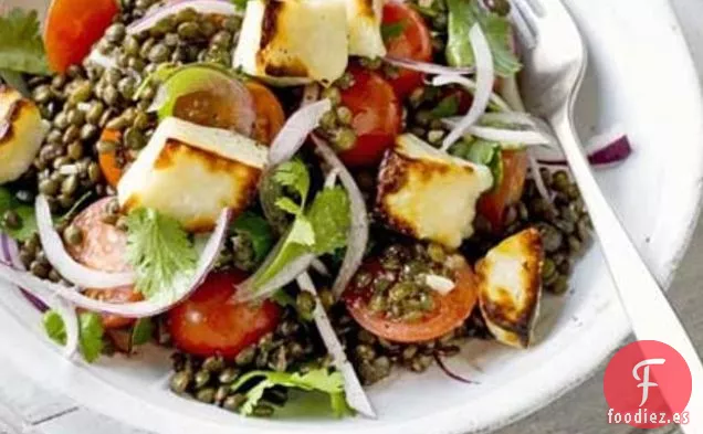 Ensalada Caliente de Lentejas Puy, Tomate Cherry y Halloumi