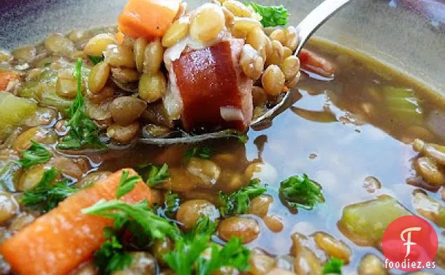 Sopa De Lentejas Con Salchicha Ahumada