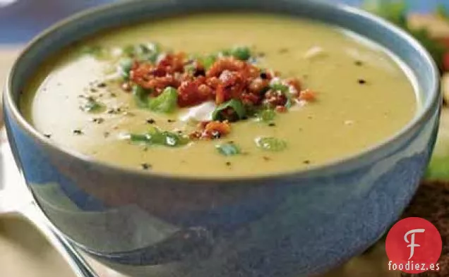 Sopa de Puerros y Frijoles de Lima con Tocino