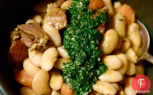 Guiso De Frijoles de Lima y Jamón Con Pistú de Perejil y romero