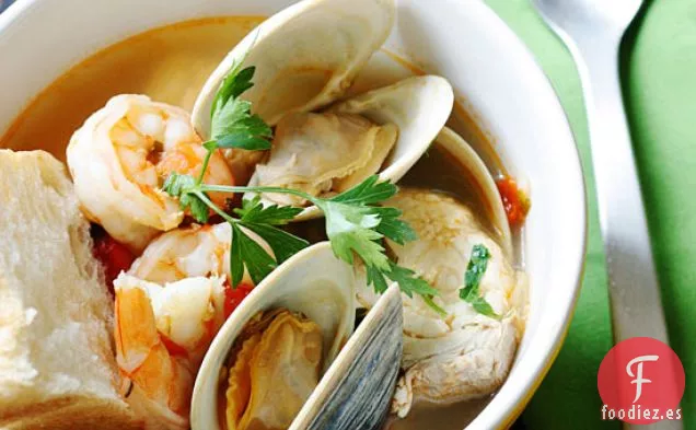 Sopa De Fletán Y Mariscos