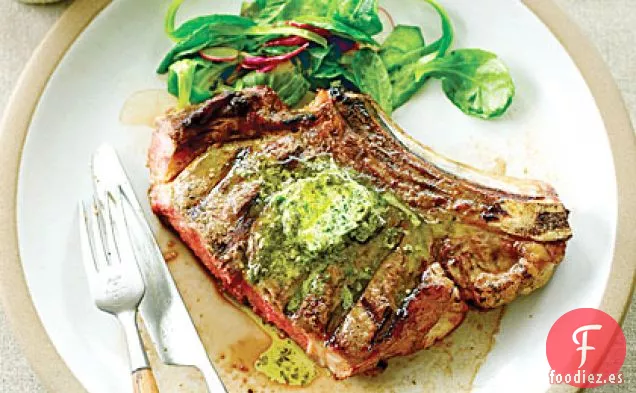 Ojos de Costilla alimentados con hierba a la parrilla con Mantequilla de Limón a Base de Hierbas