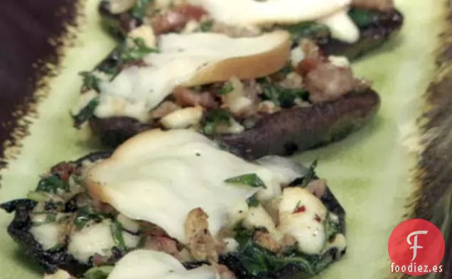 Portobello Relleno de Salchicha, Espinacas y Mozzarella Ahumada