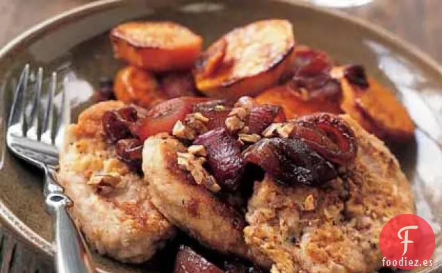 Cerdo con Costra de Pacana con Mermelada de Cebolla Roja y Batatas Asadas