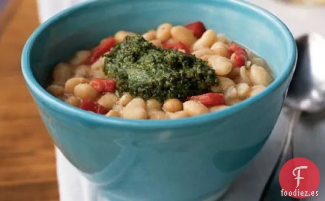 Frijoles Blancos con Pimiento Rojo Asado y Pesto