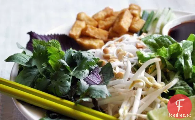 Bún Chay (Ensalada Vegetariana Vietnamita de Fideos)