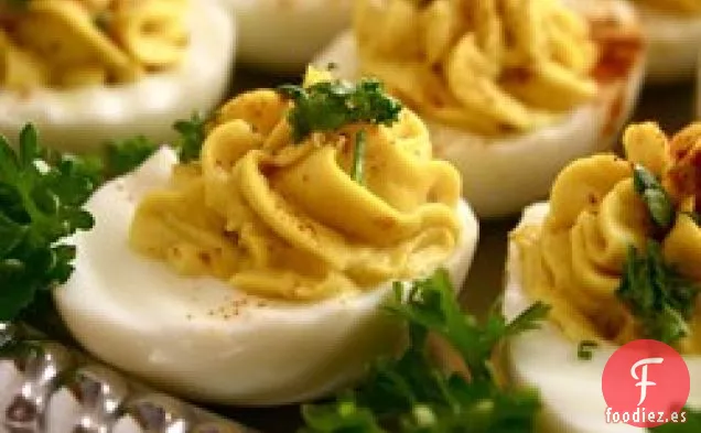 Huevos Rellenos Balsámicos con Tocino