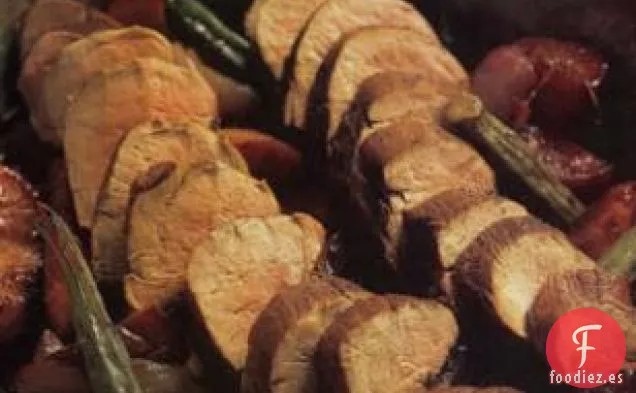 Carne De Cerdo glaseada Con Melaza Y Batatas