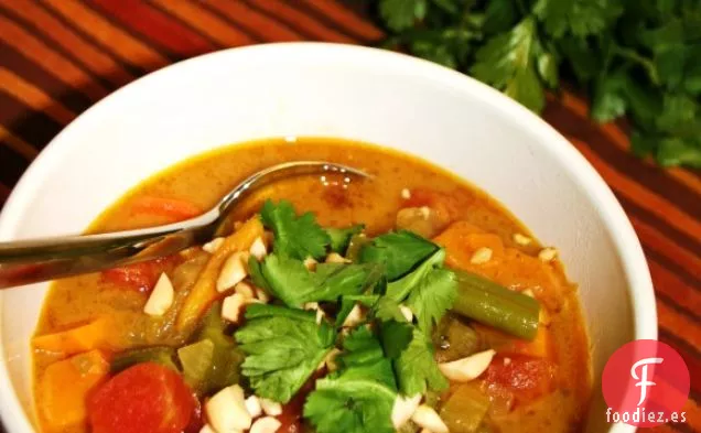 Estofado De Verduras Y Maní De África Occidental