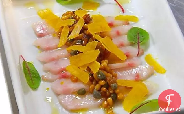 Cobia Curada con Condimento de Piñones Tostados