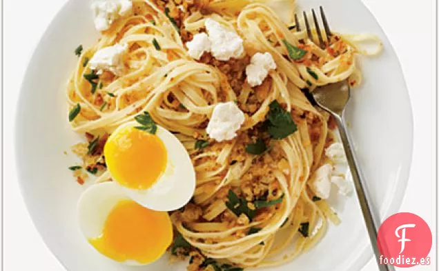 Pasta de Miga de Nuez con Huevo Suave