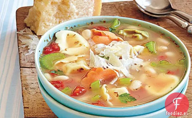 Tortellini y Sopa de Frijoles Blancos