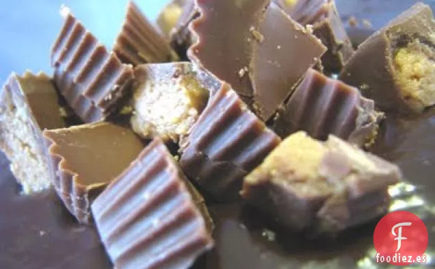 Pastel de Mantequilla de Maní con Heces en Capas