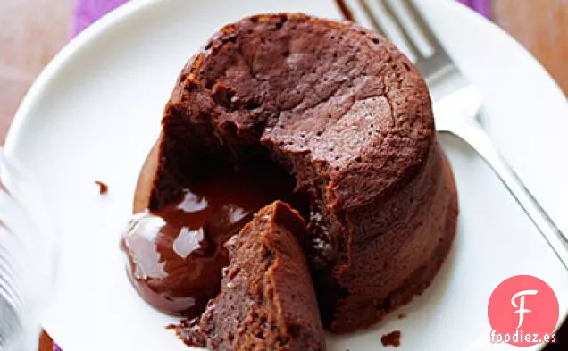 Pastel de Mantequilla de Maní y Chocolate Derretido para Una Sola Niña