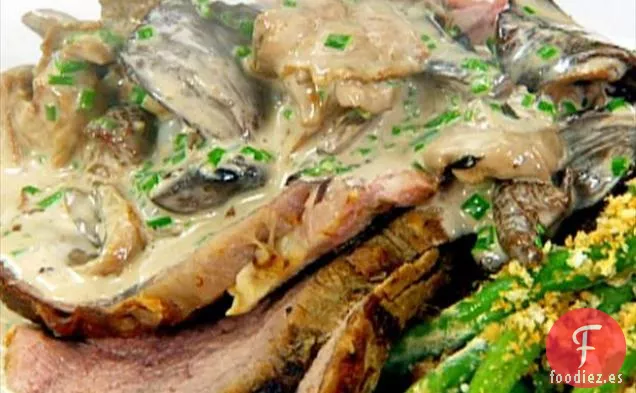 Vino Tinto y Salsa de Champiñones Silvestres