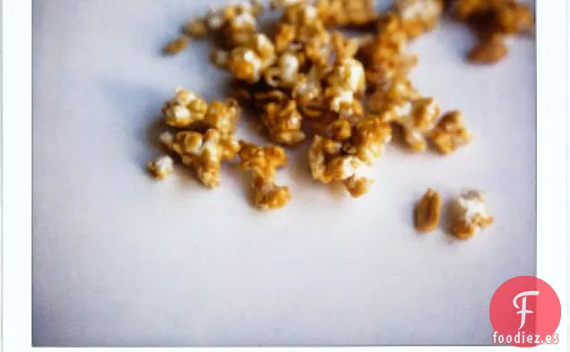 Maíz Caramelo Con Cacahuetes Salados