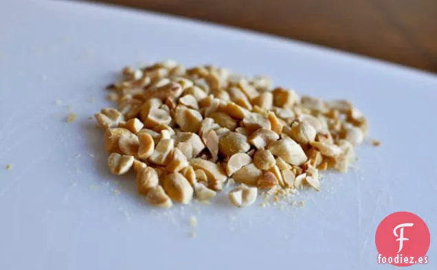Bocados de Granola con Mantequilla de Maní y Chocolate