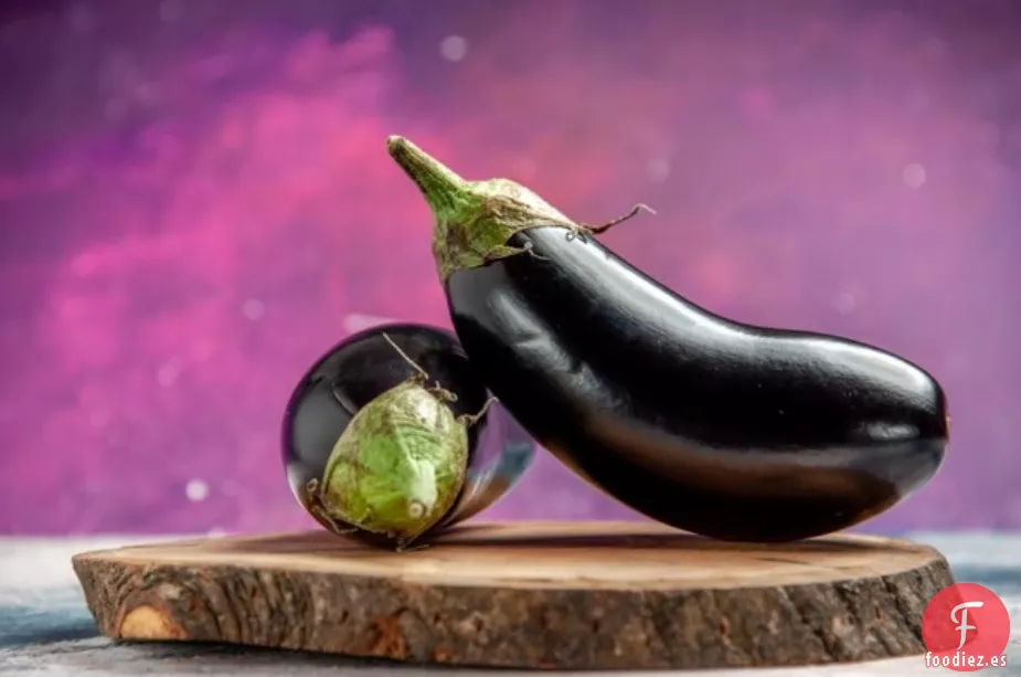 Caballa a la Parrilla y Berenjena con Salsa Verde