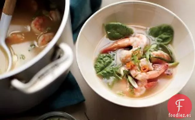 Sopa picante de Cacahuete y camarones