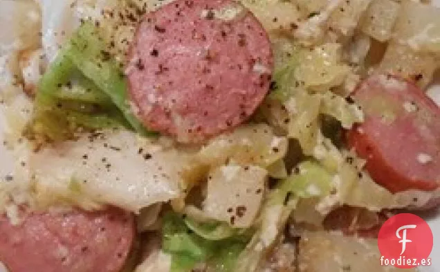 Hornear Kielbasa de Patata de Repollo Menonita