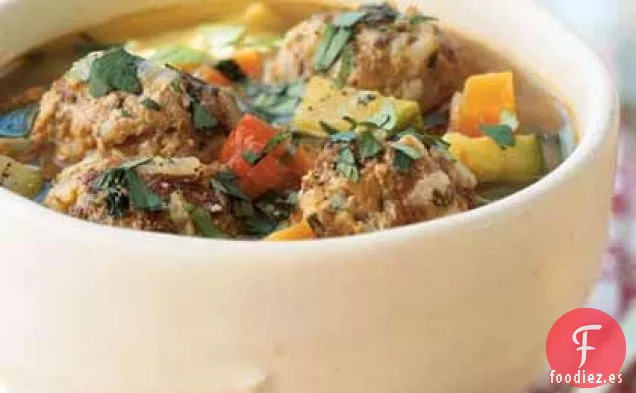 Sopa de Albóndigas de la Abuela Salazar