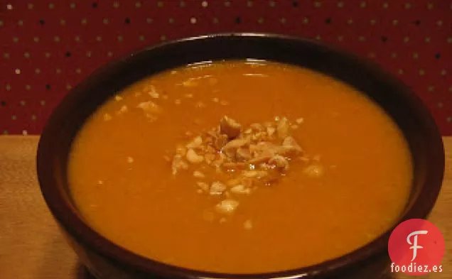 Sopa De Maní, Ñame Y Chipotle