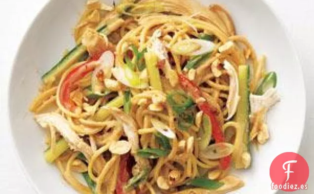 Fideos De Cacahuete Con Jengibre Con Pollo