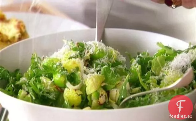 Ensalada de Hojas de Coles de Bruselas