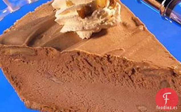 Pastel de Nueces con Mantequilla de Maní y Chocolate Congelado