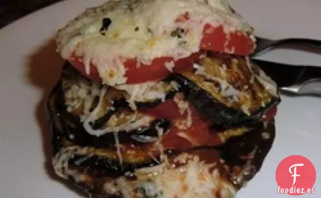 Rondas de Parmesano de Berenjena y Champiñones Portobello a la Parrilla
