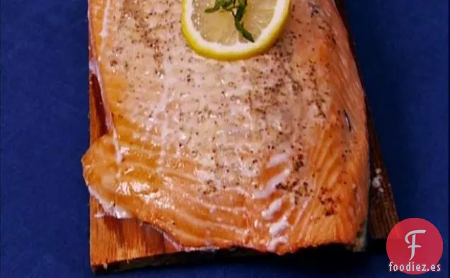 Tabla de Cedro, Ron, Salmón