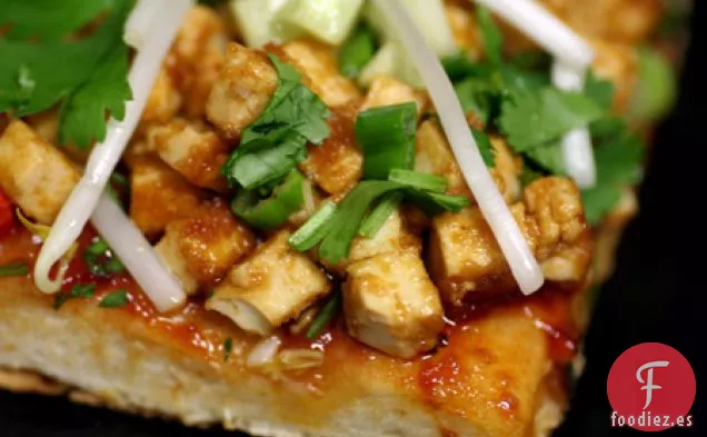 Pizza de Tofu Tailandés y Maní