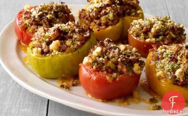 Tomates Rellenos de Salchicha y Albahaca
