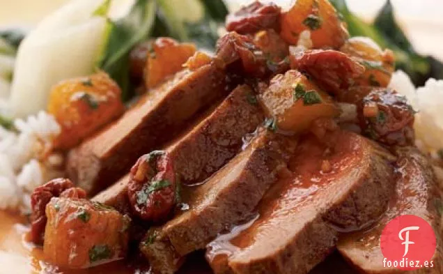 Pechuga de Pato con Chutney de Piña y Cereza