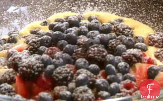 Sabayón de Limón con Bayas Silvestres Frescas