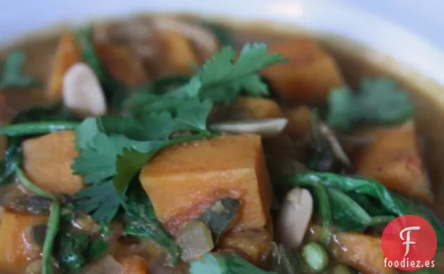 Estofado de Maní Africano Vegetariano