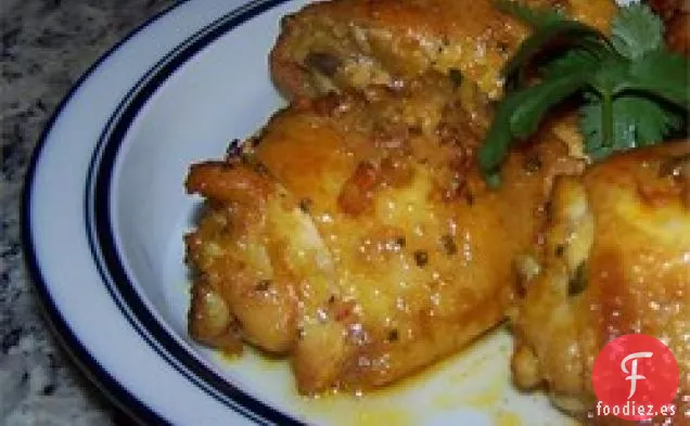 Pollo A La Laura Marinado Con Maní