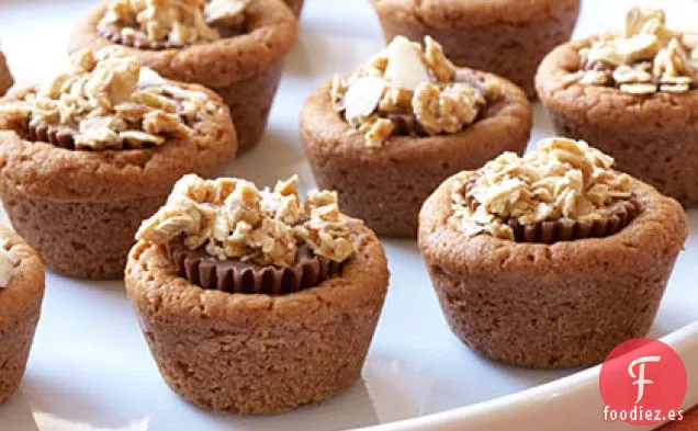 Bocados Dobles de Caramelo de Mantequilla de Maní con Granola