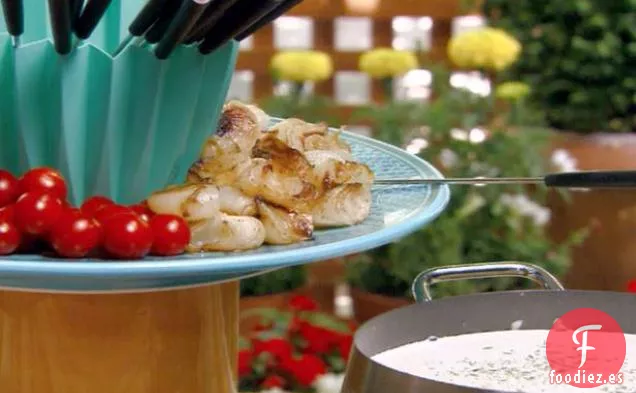 Fondue de Queso Azul con Tomates Cherry y Cebolla Cipollini Asada