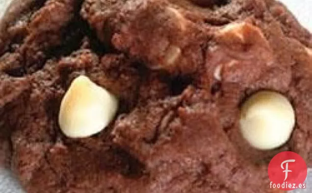 Galletas de Chocolate con Chispas Blancas Toll House® 