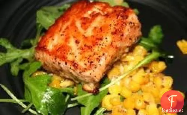 Salmón con Glaseado de Miel de Nuez