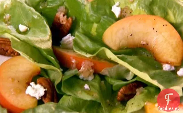 Ensalada de Melocotón y Nueces Pecanas