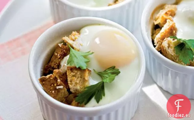 Huevos al Horno en Cocotte con Cebolla