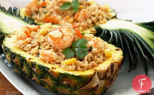 Arroz Frito con Camarones de Piña