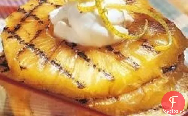 Piña a la Plancha con Crema de Mascarpone