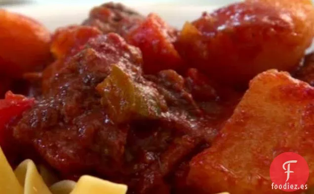 Gulash de Ternera Húngaro
