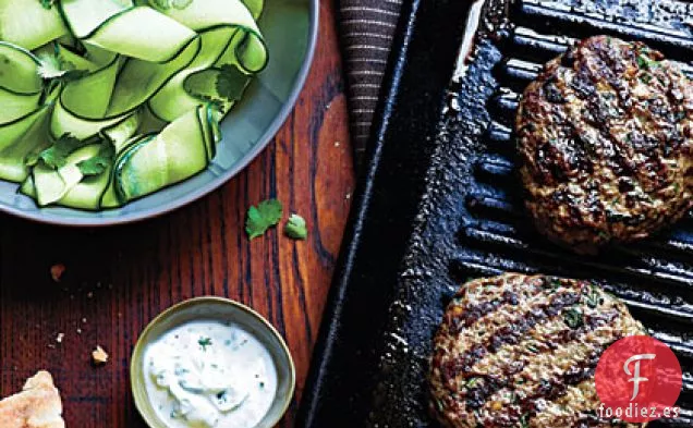 Empanadas de Kéfir de Ternera con Ensalada de Pepino