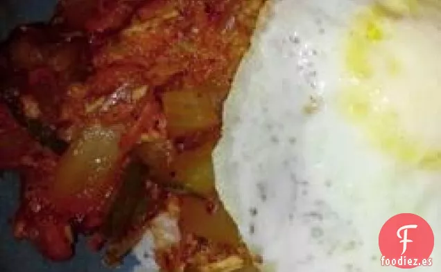 Chompchae Deopbap (Atún y Arroz picante coreano)