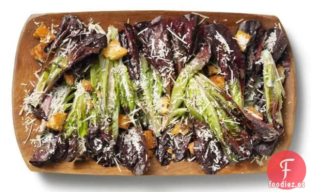 Ensalada César Con Lechuga Romana Roja